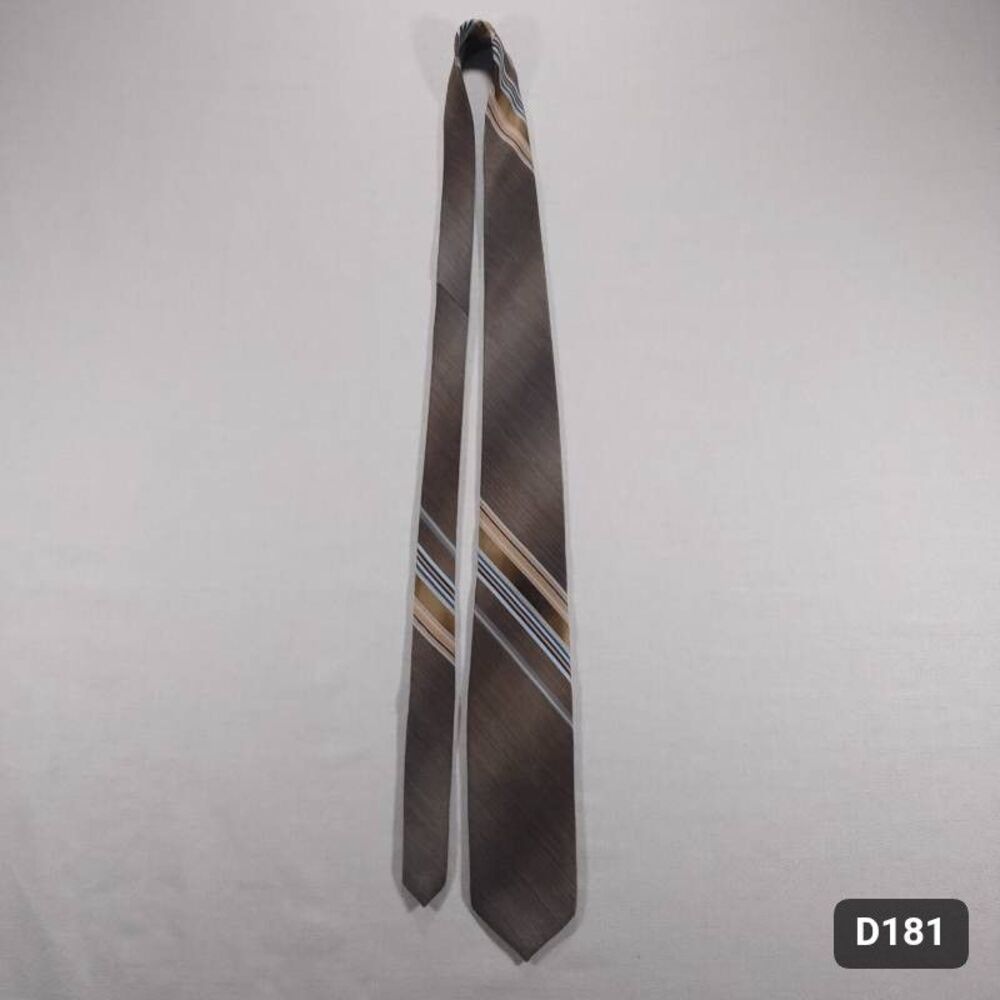 Wembley Vintage 1970s Brown Striped Necktie Classic Diagonal Stripe Excellent